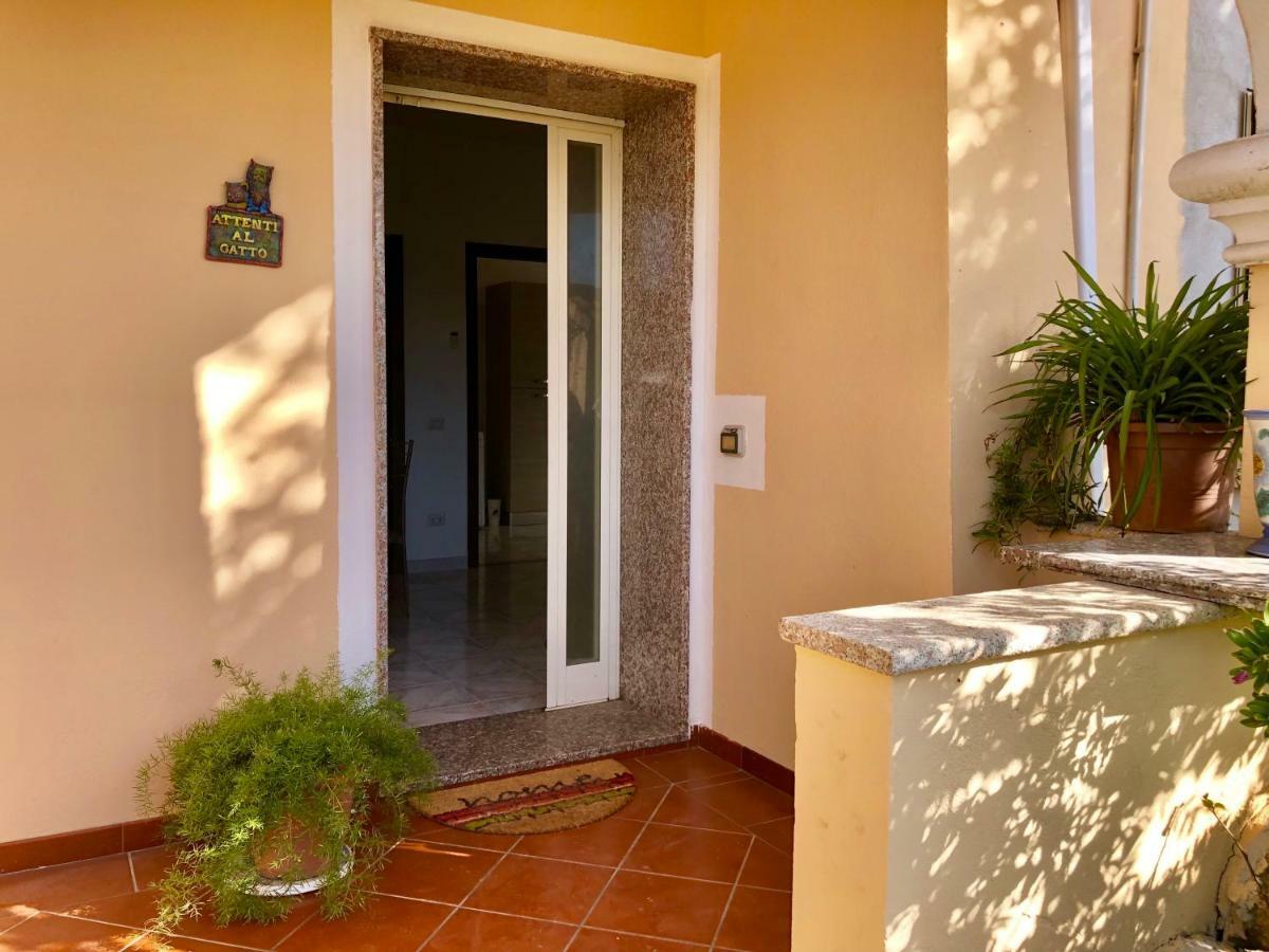 Apartamento Casa Dolce Hibiscus Olbia Exterior foto
